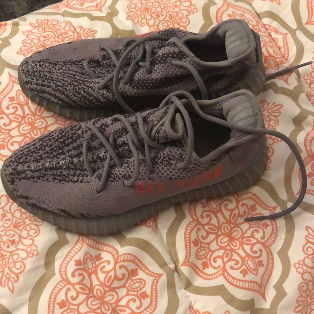 YeeZys real beluga